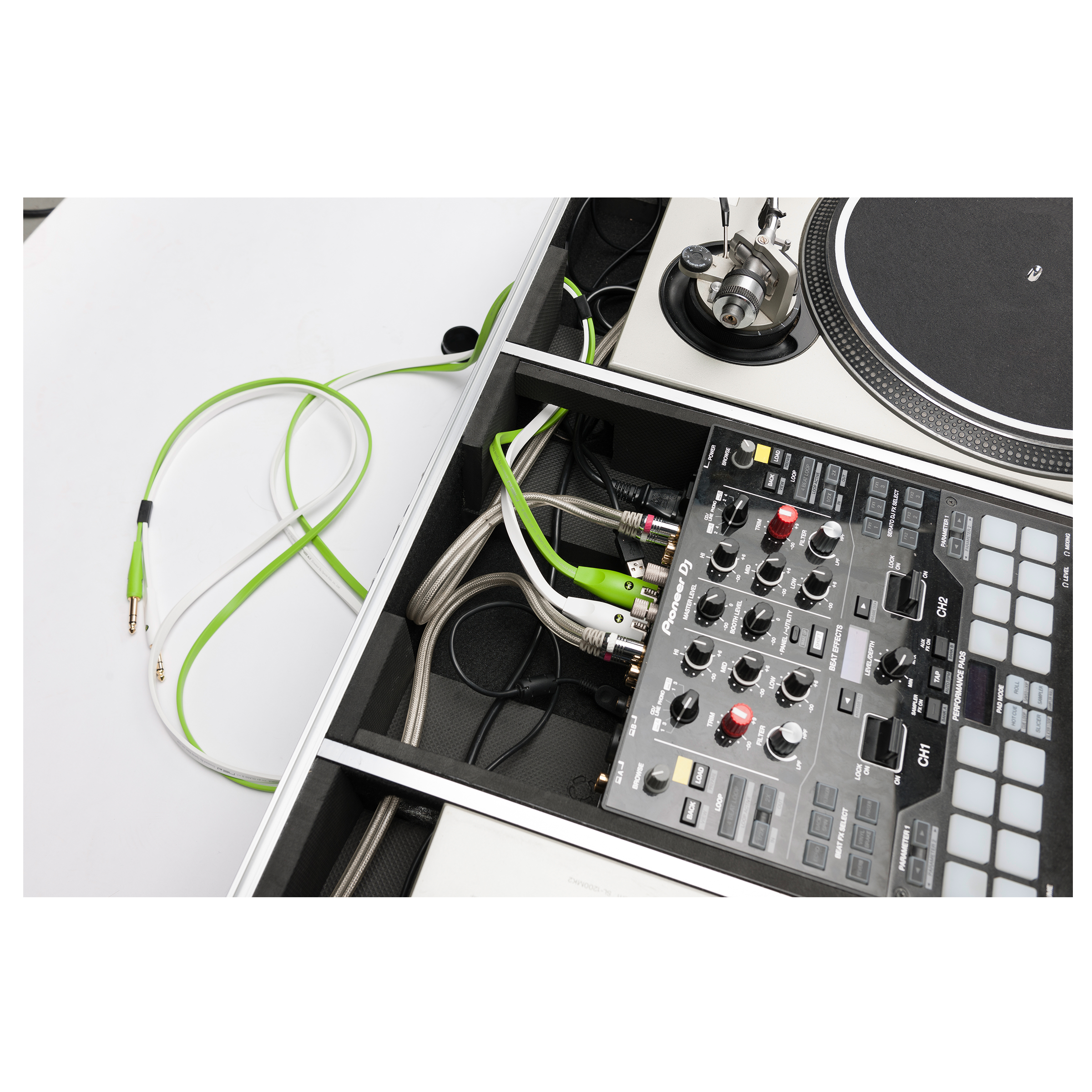 MAGMA Multi-Format Battle-Case for 10 inch Mixer And Two Turntables