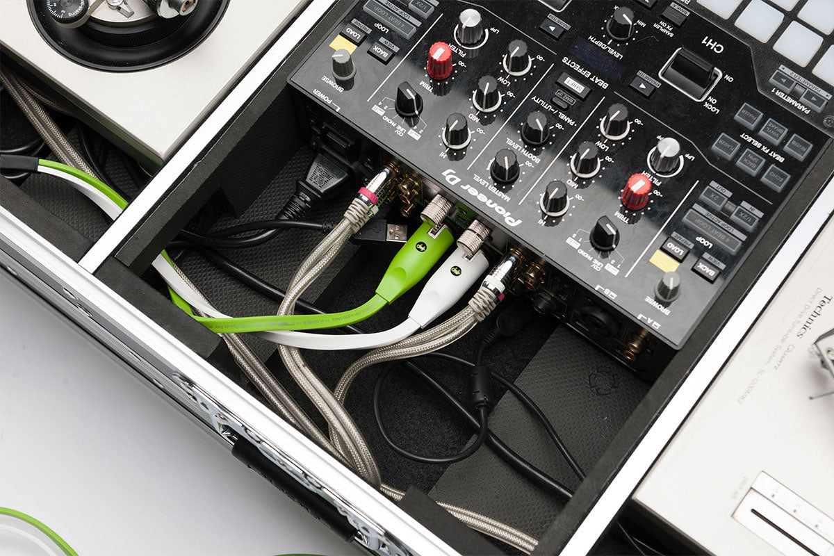 MAGMA Multi-Format Battle-Case for 10 inch Mixer And Two Turntables