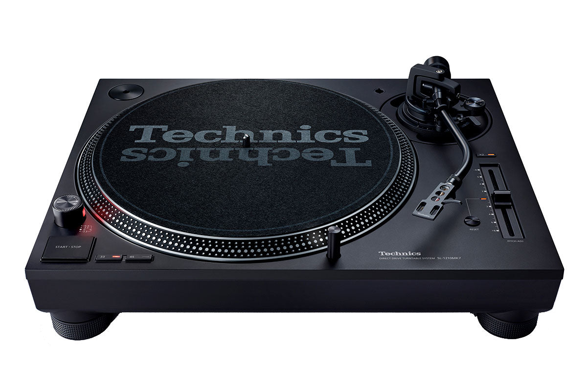 Technics SL 1210 MK7 Direct Drive DJ Turntable