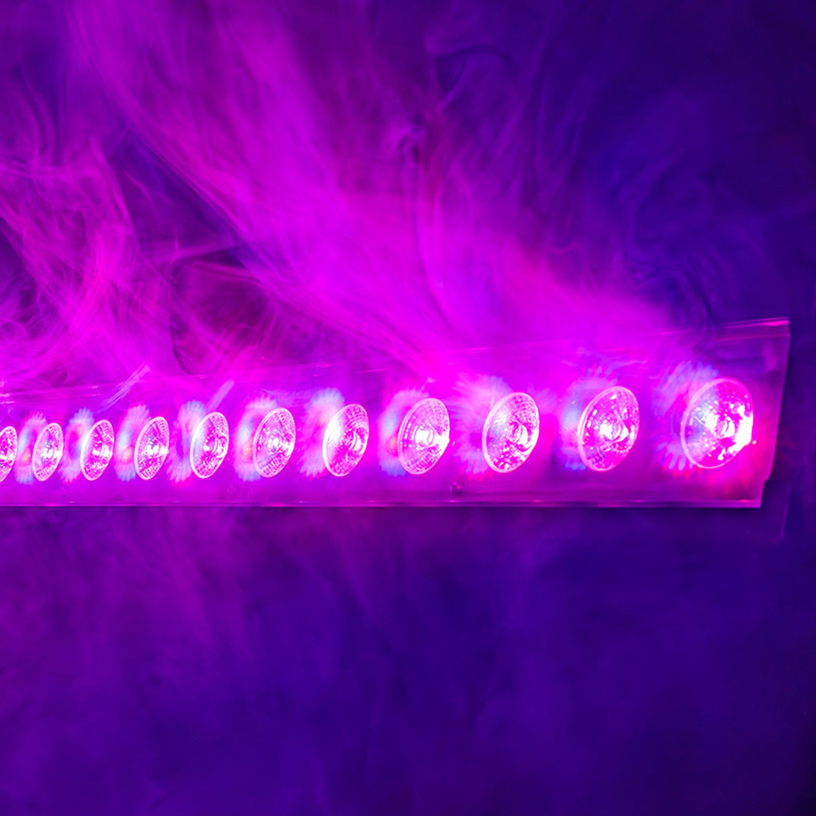 Citronic Aqua-Bar: 18x18W Waterproof RGBWA/UV LED Wall Bar (151610)