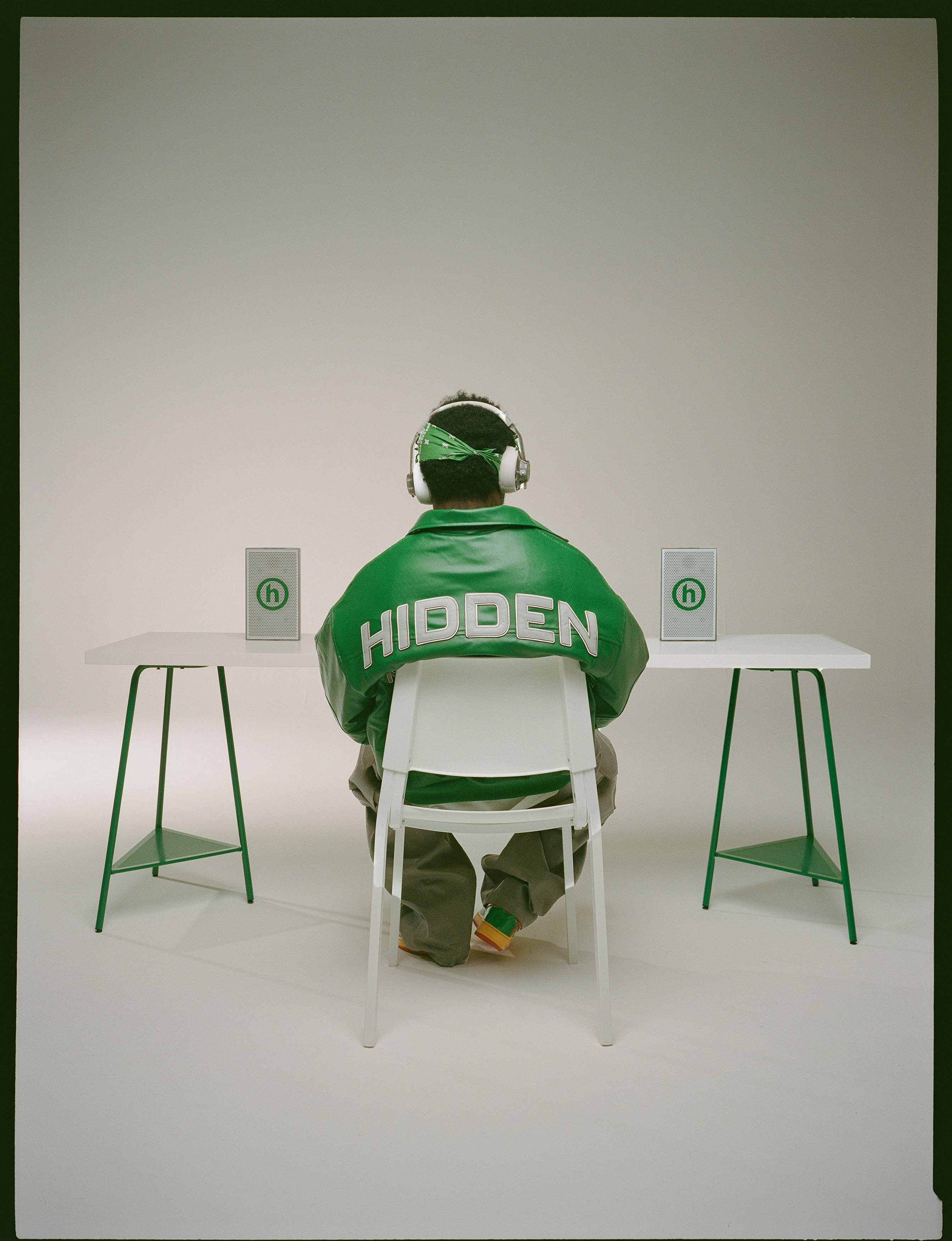 AIAIAI UNIT-4 Hidden Edition