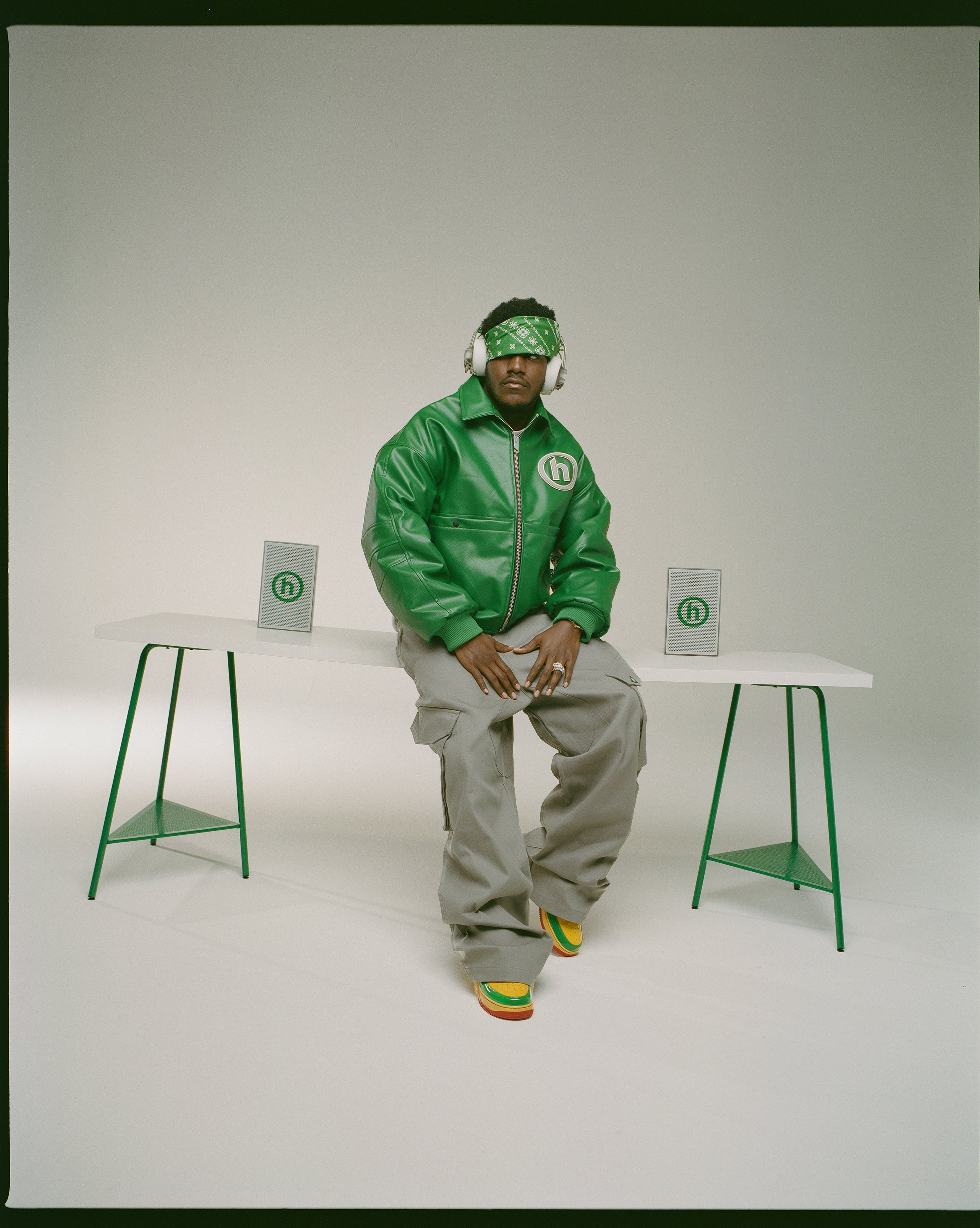 AIAIAI UNIT-4 Hidden Edition