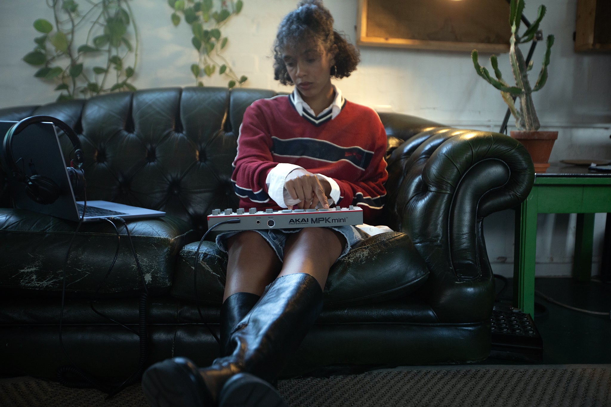 Akai MPK MINI IV Grey