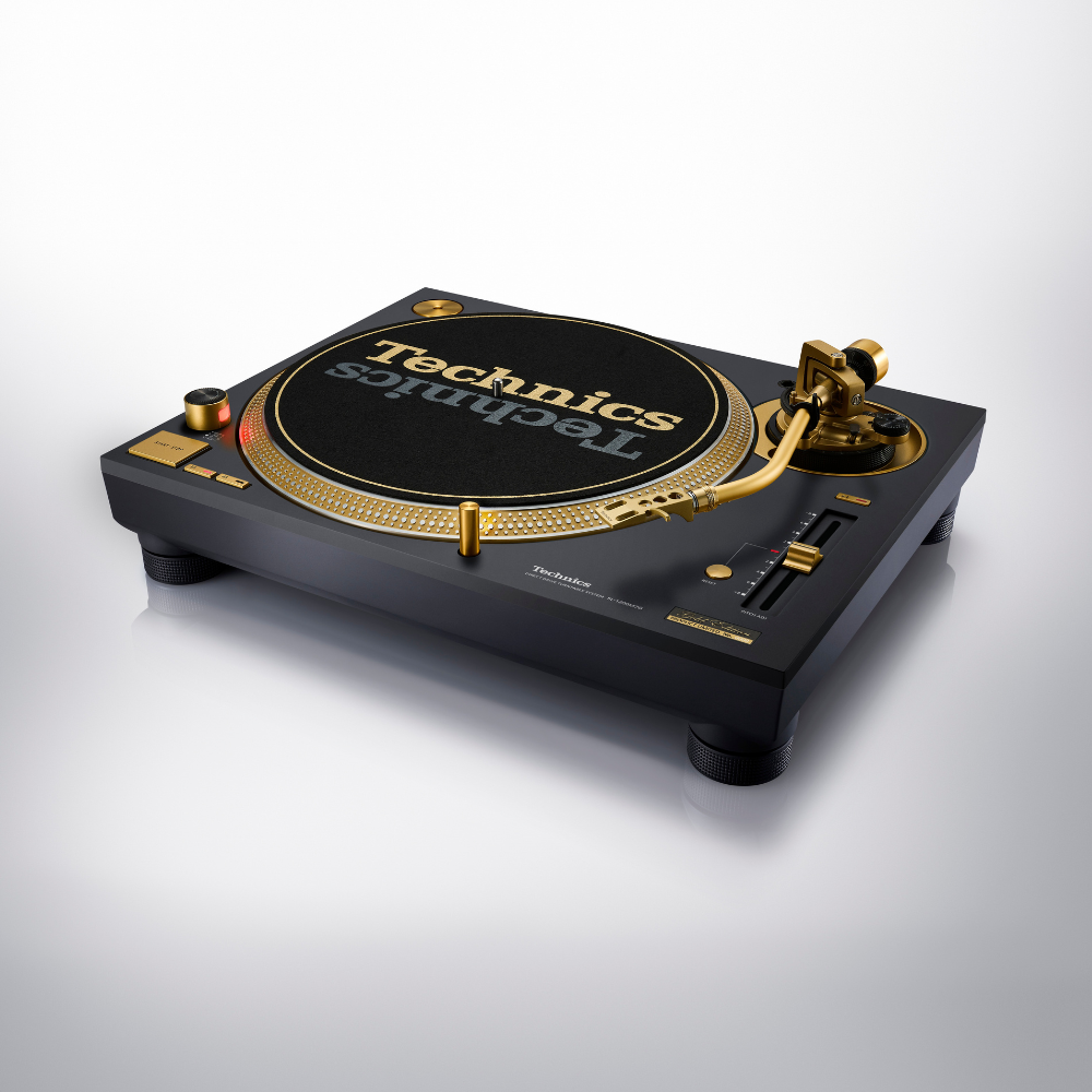Technics SL-1200M7GEK Limited Edition Black